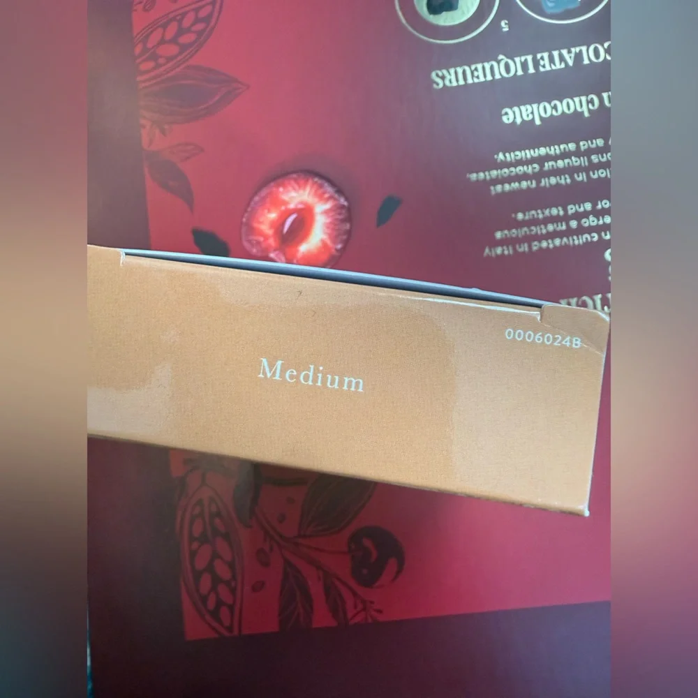 NIB Medium Laura Geller Baked